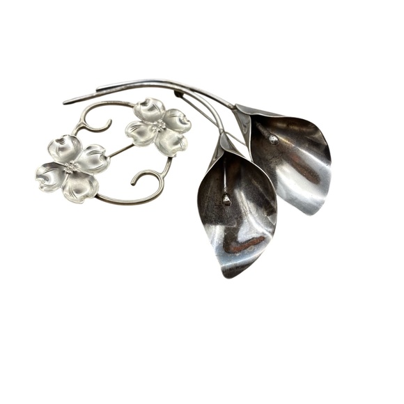 Vintage Stuart Nye Sterling Silver double Cala Lily Brooch - Picture 4 of 12